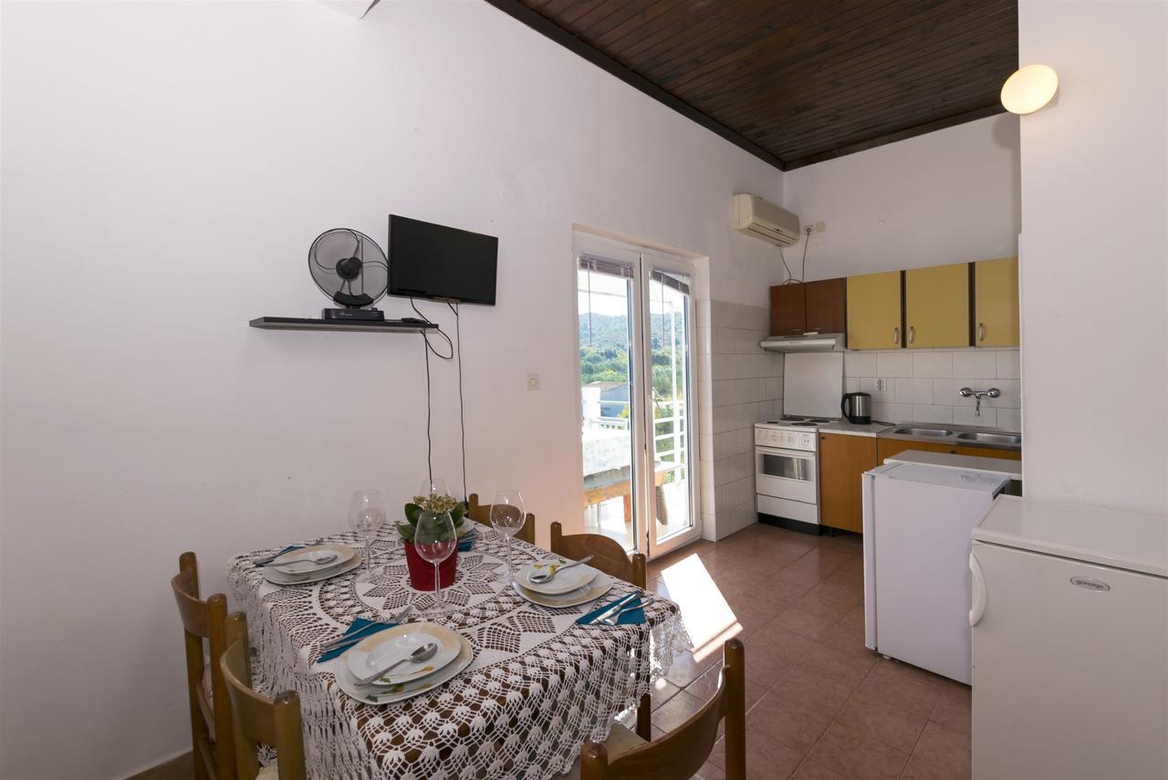 Apartments Irena Tkon Ngoại thất bức ảnh